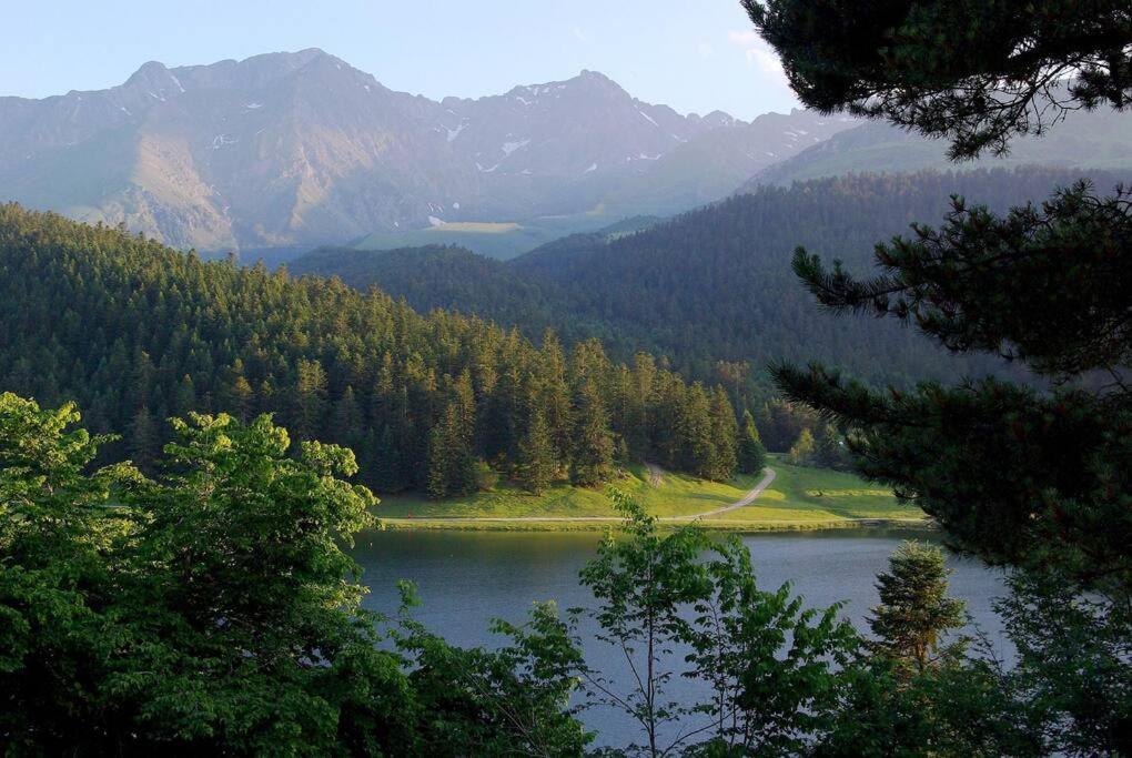 Appartamento Le Petit St-Jean Bagnères-de-Bigorre Esterno foto